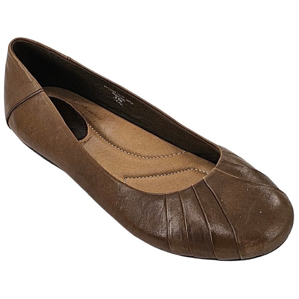 EARTH Bellwether Almond Leather Upper Round Toe Comfort Ballet Flat Size 8.5D